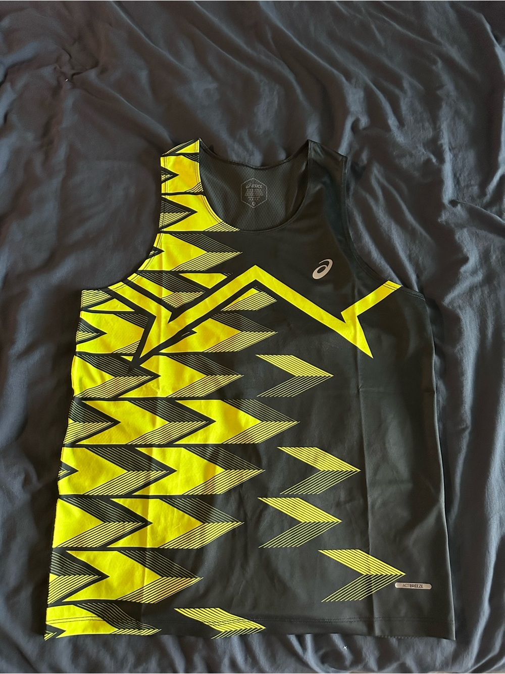 ASICS Black & Neon Yellow Men's Running Tank